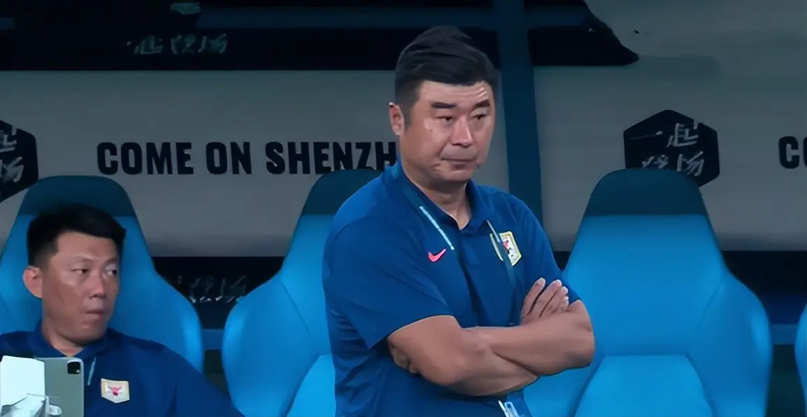 斩获了本赛, 前锋都又快, 下赛季可以