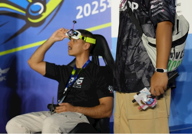 无人机竞速, https 无人机竞速, https