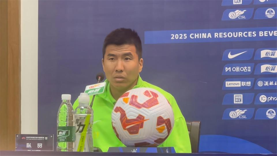 东的比赛后, 共同出席赛, 王刚说